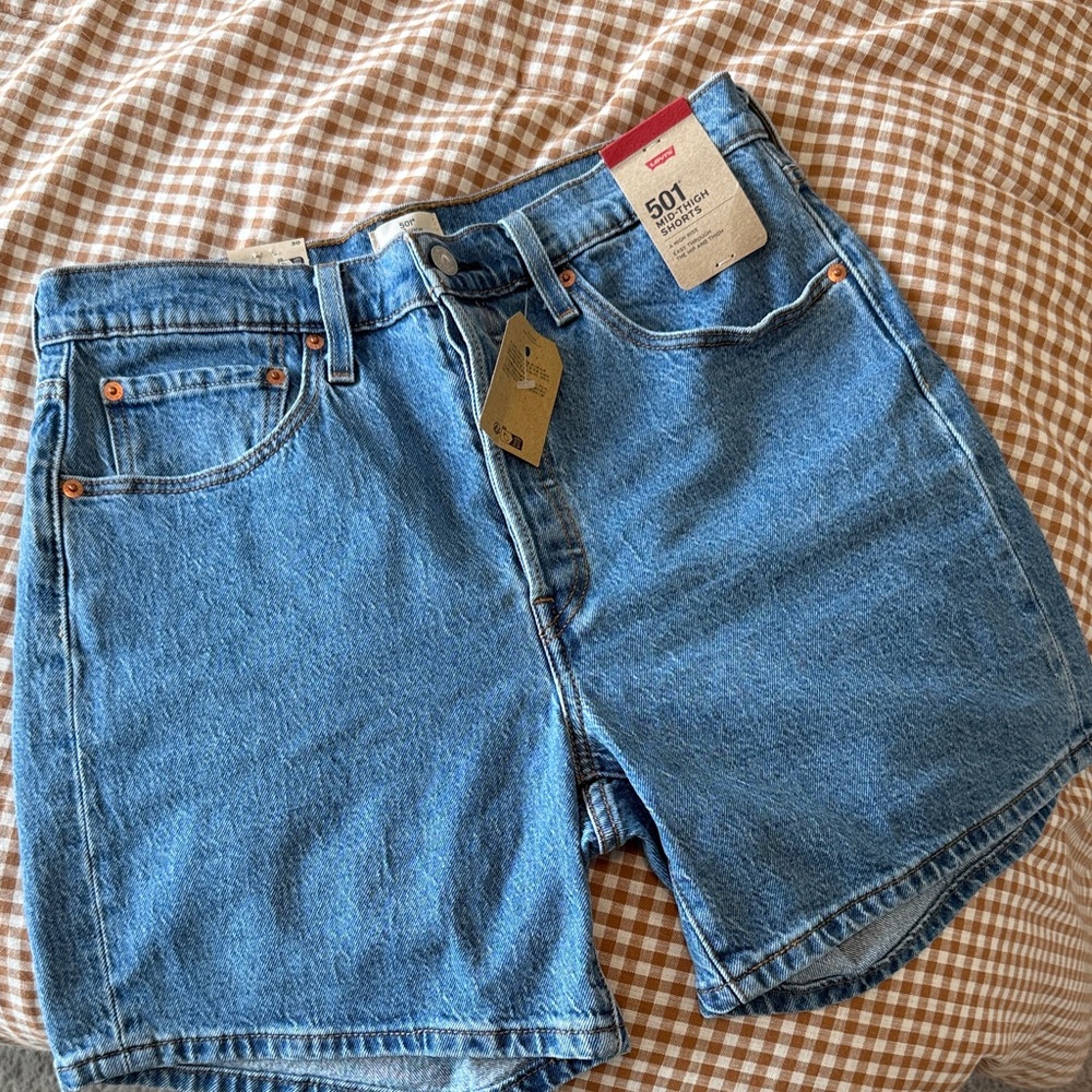 NWT Levi’s 501 Shorts